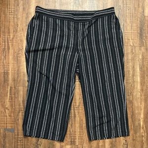 Roz & Ali Pull On Cropped Trousers